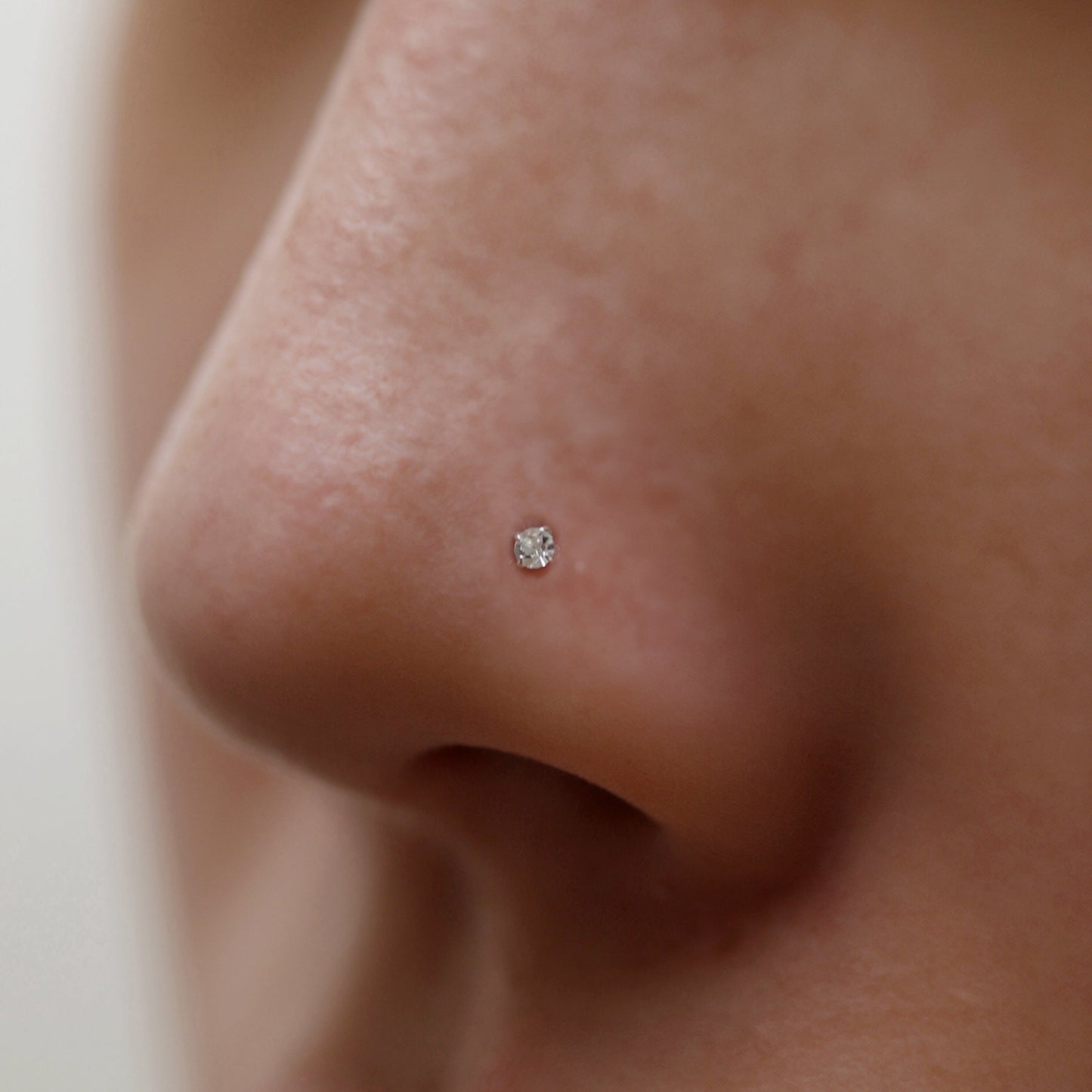 Tiny Cubic Zirconia Nose L-Stud-4